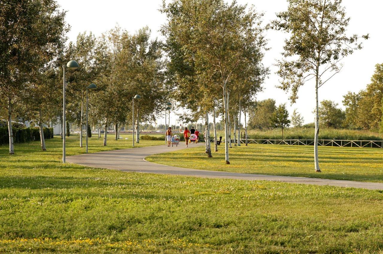 Tigli Lido Altanea Apartamento Caorle Exterior foto